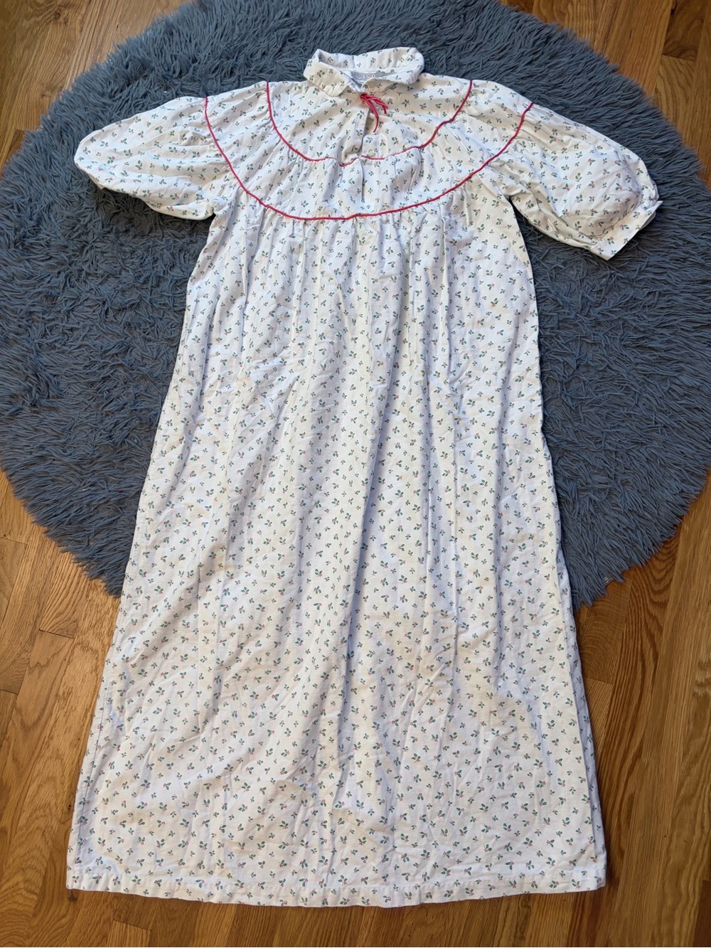 Land's End Vintage White Mistletoe Nightgown Nap Dress Size L